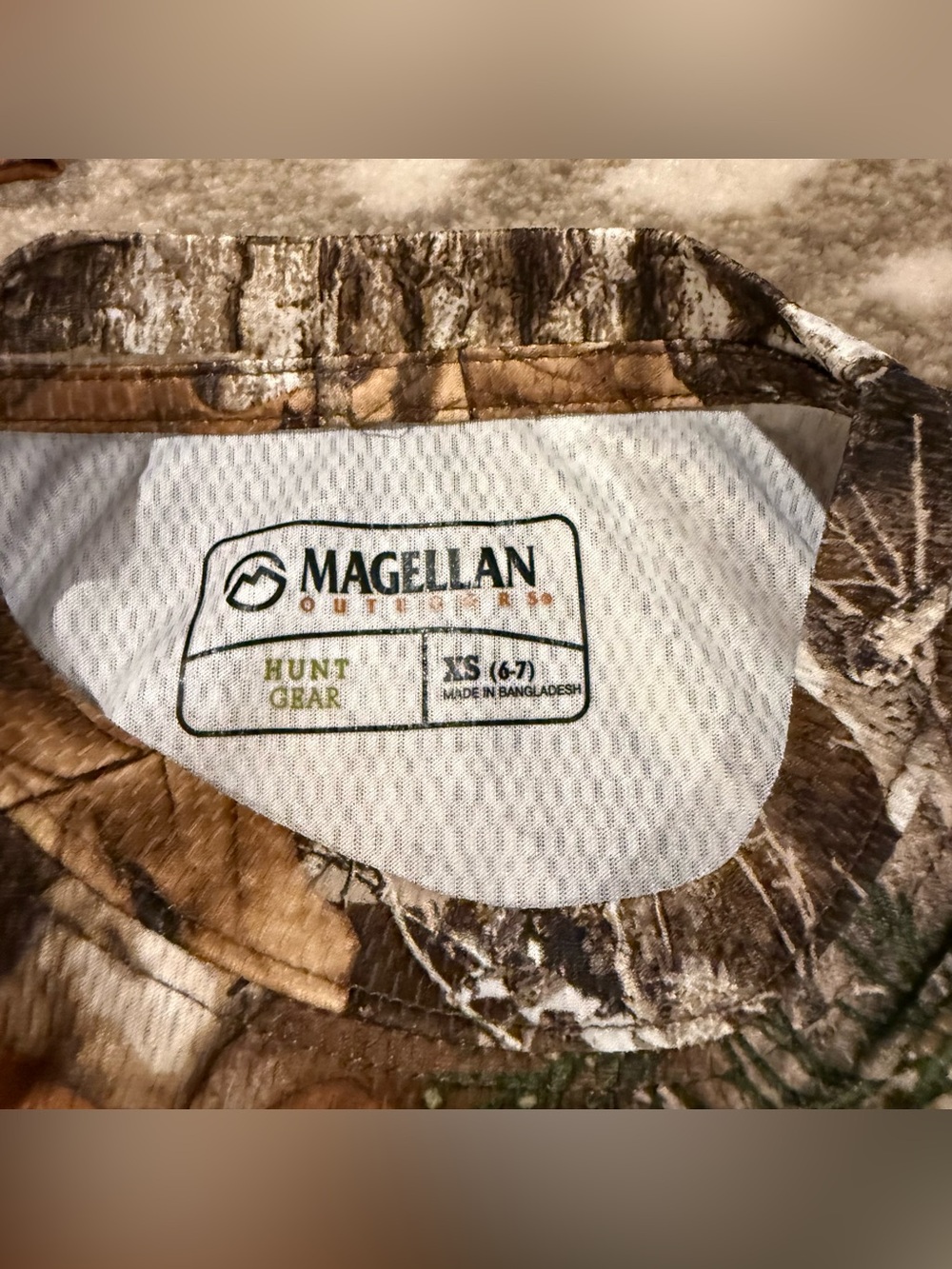 Bundle (6) Camo Short & Long Sleeve Shirts. Brown/Green Camouflage. Size XS 6/7 - Picture 10 of 16